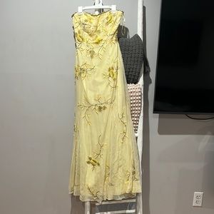 Cache yellow prom dress